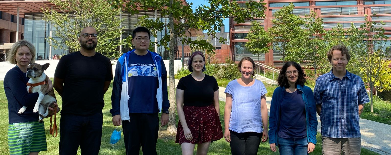 Group photo of the Holley Lab